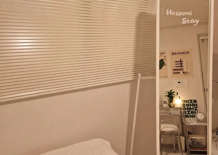 Hosuny Jamsil - Spotless Comfortable - Near Lotte World 롯데월드, Seokchon 석촌호수, Kspodome, Seongsu, Gangnam, Family Friendly, Sleeps 5, 2 Bedrooms, 3 Beds 아파트